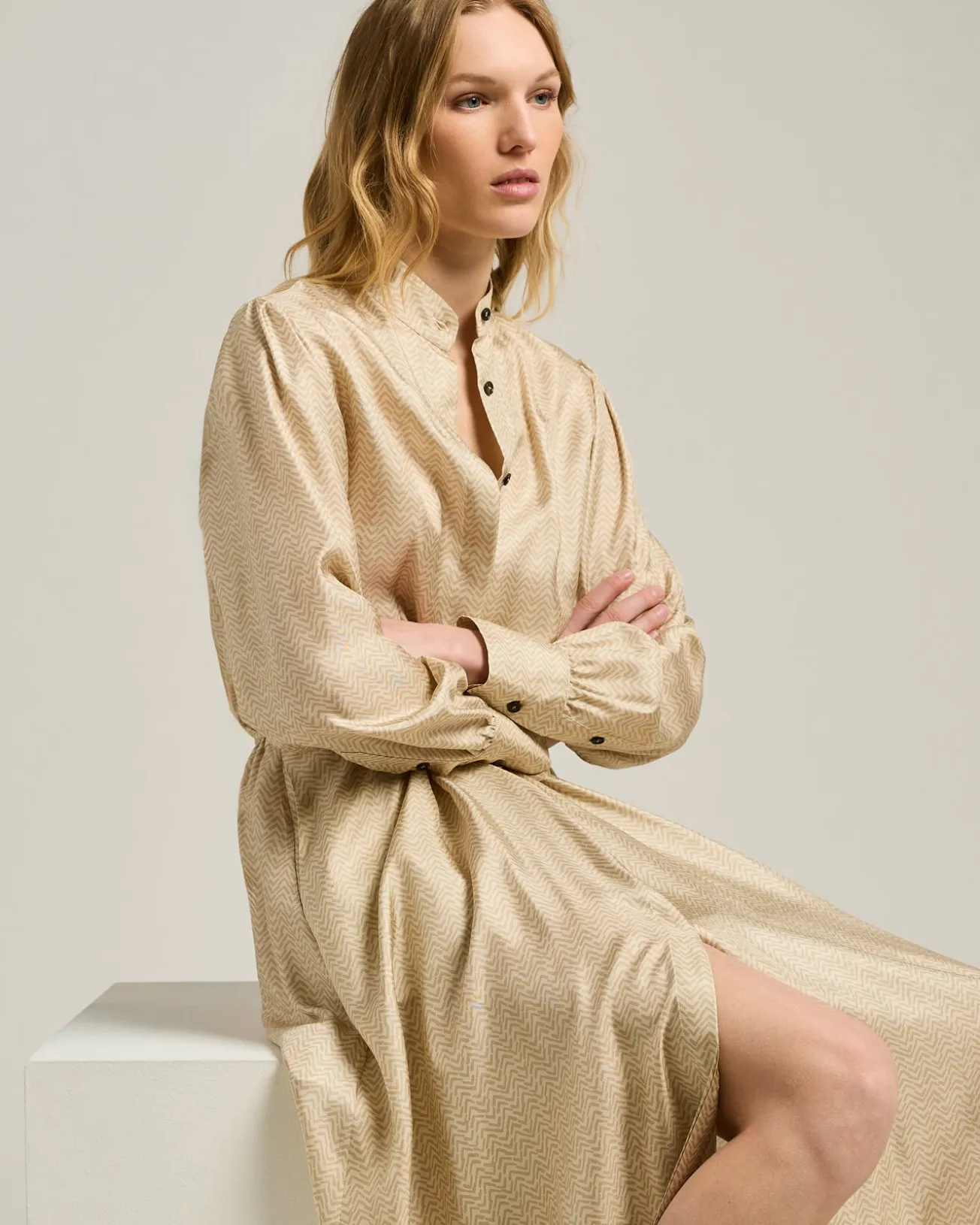 BEIGE PRINTED SILK MIDI SHIRT DRESS