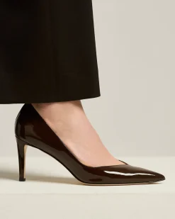 BROWN PATENT LEATHER PUMPS