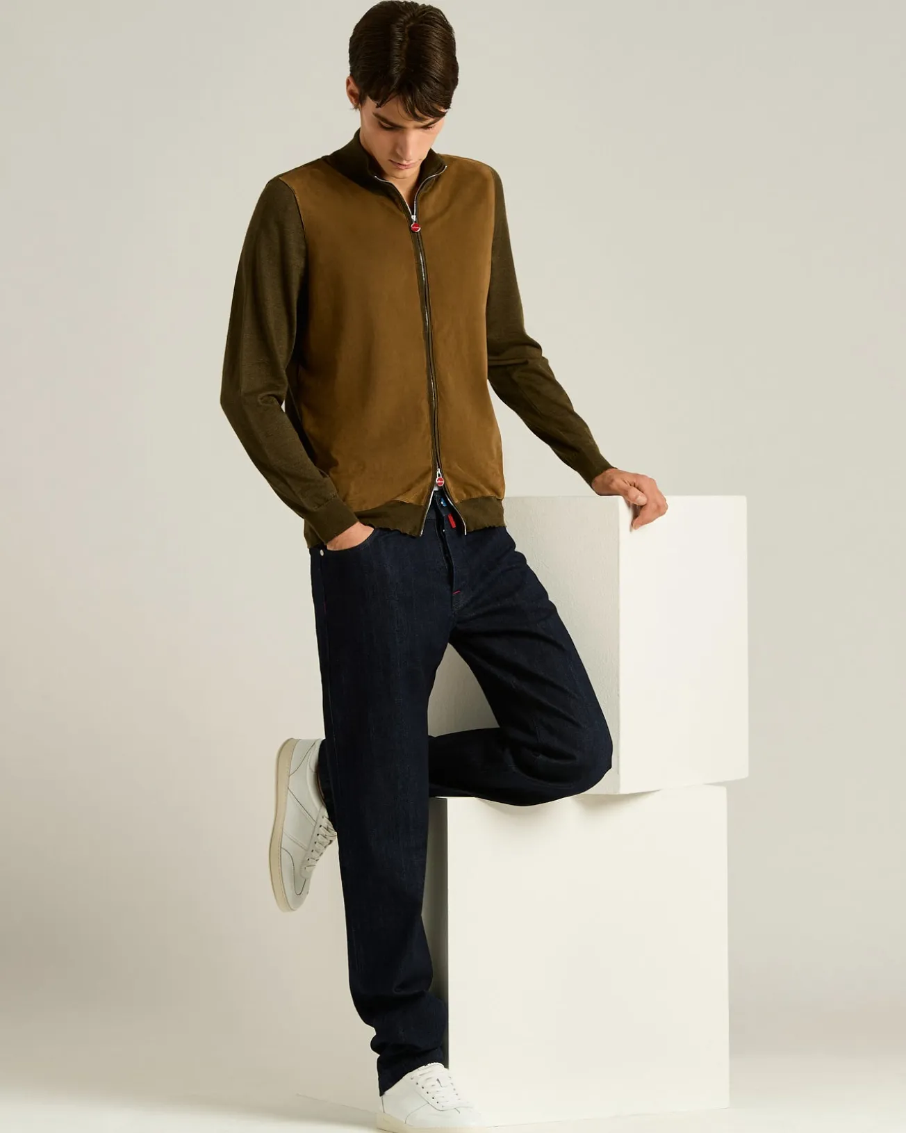 CASHMERE AND SILK BLEND JACKET WITH CONTRASTING DETAILS IN BROWN AND LAMBSKIN