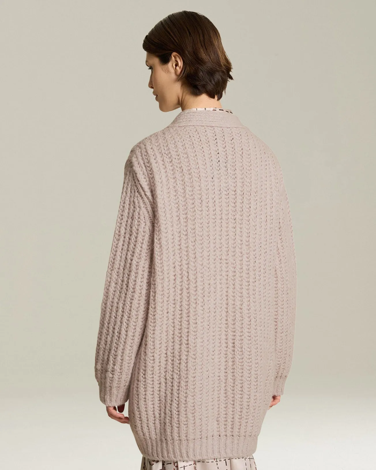 CASHMERE AND SILK RIBBED CARDIGAN