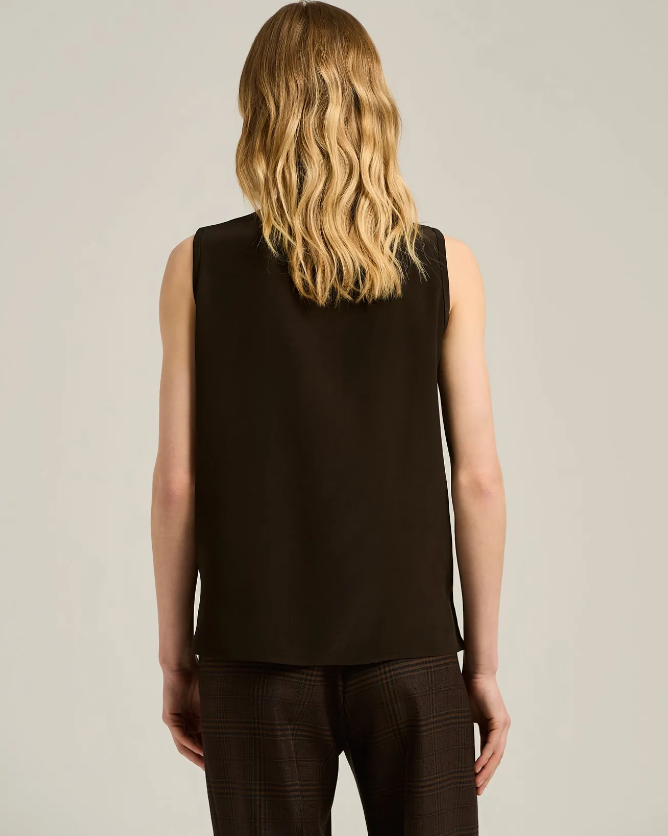 COFFEE BROWN SLEEVELESS TOP IN PURE SILK