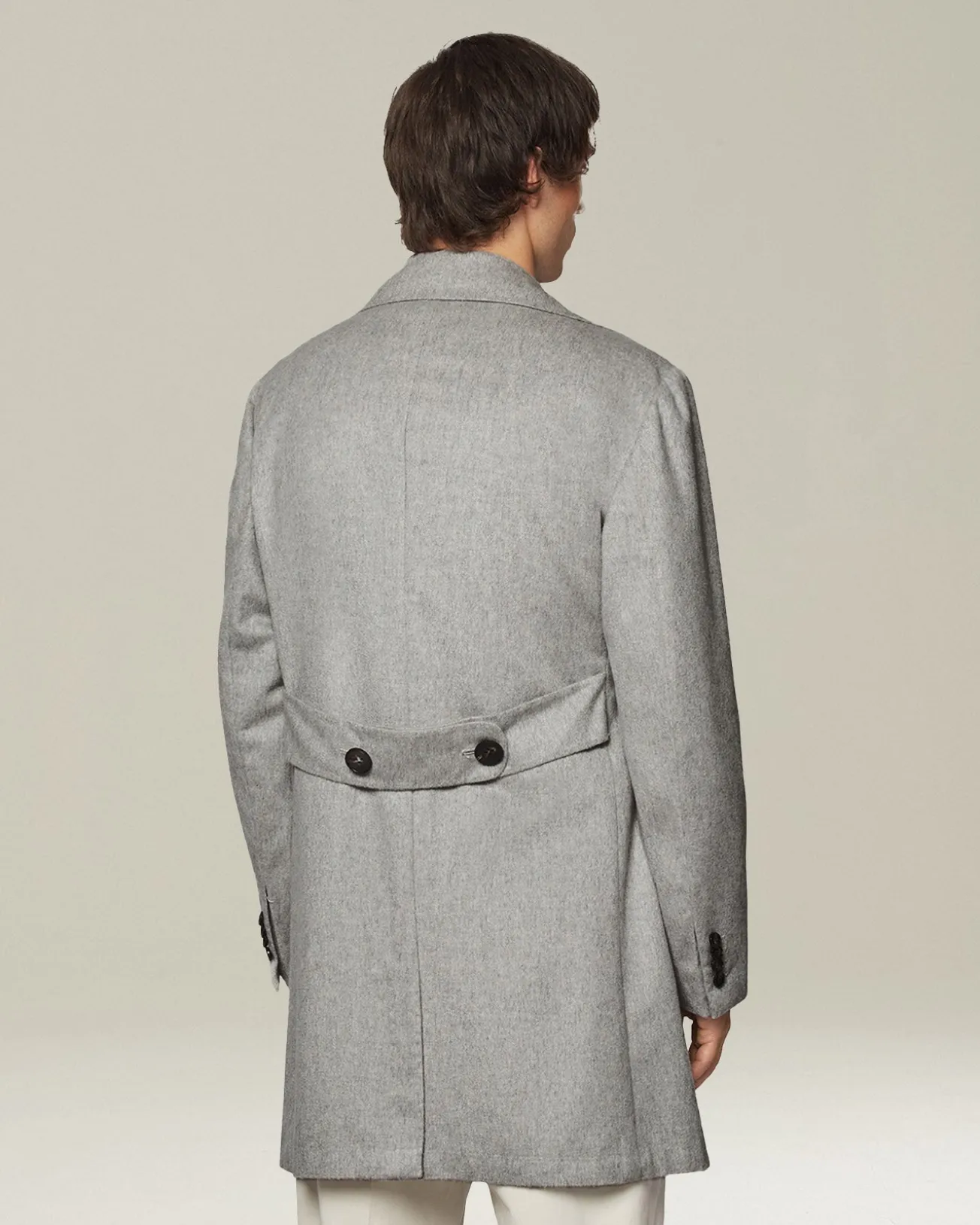 DOUBLE-BREASTED BRUSHED CASHMERE COAT