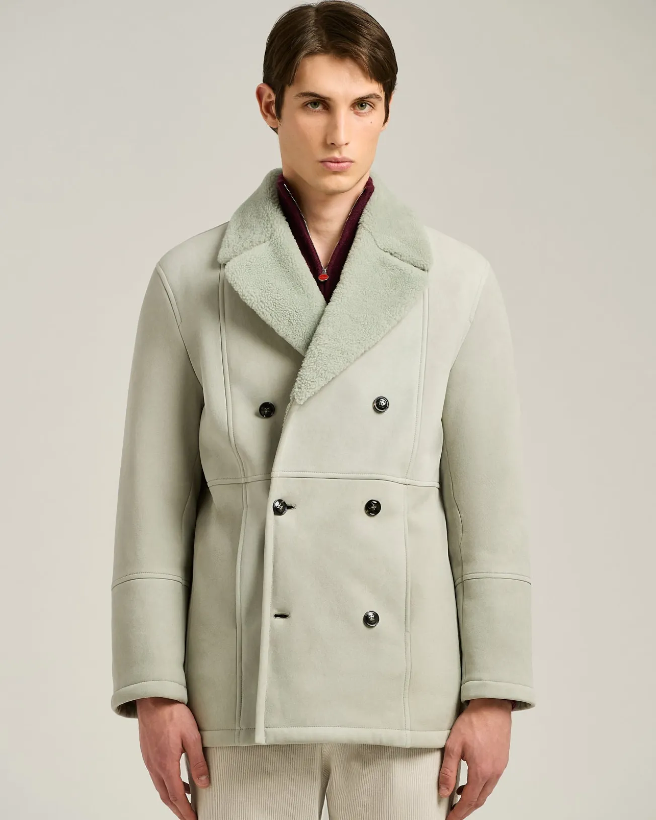 DOUBLE-BREASTED OVERCOAT IN LIGHT GREY SHEARLING
