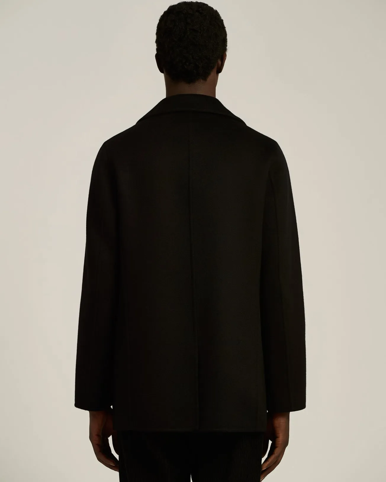 DOUBLE-BREASTED OVERCOAT IN PURE BLACK CASHMERE