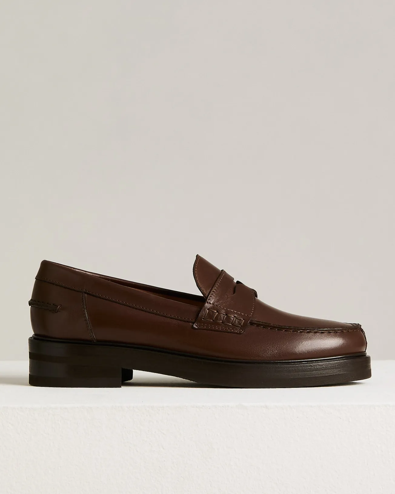 EBONY SMOOTH CALFSKIN LOAFERS