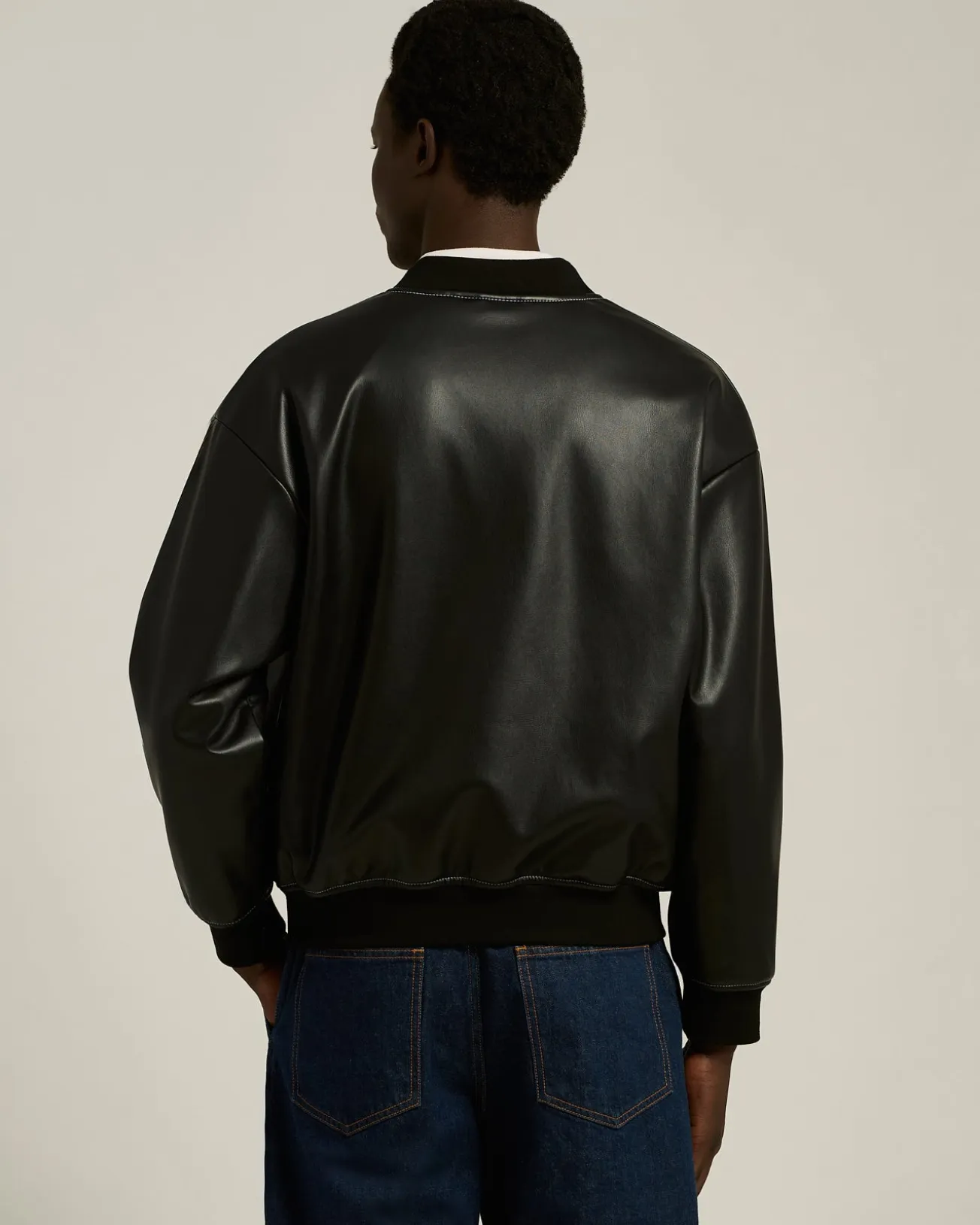 FAUX LEATHER BOMBER BLACK WITH RIBBED DETAILS