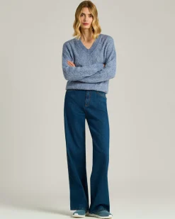 FINE YARN V-NECK SWEATER