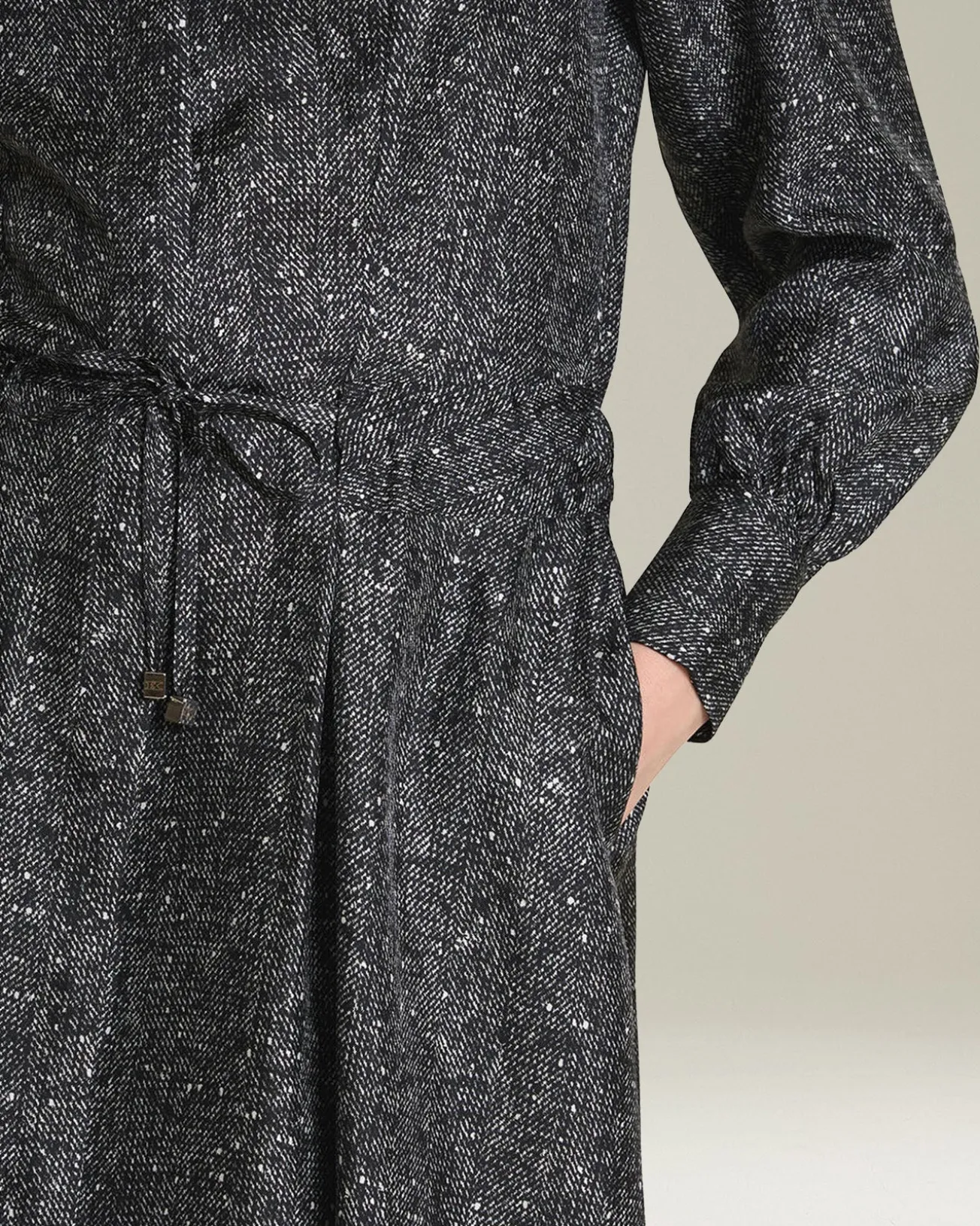LAMÉ SILK EVENING GOWN