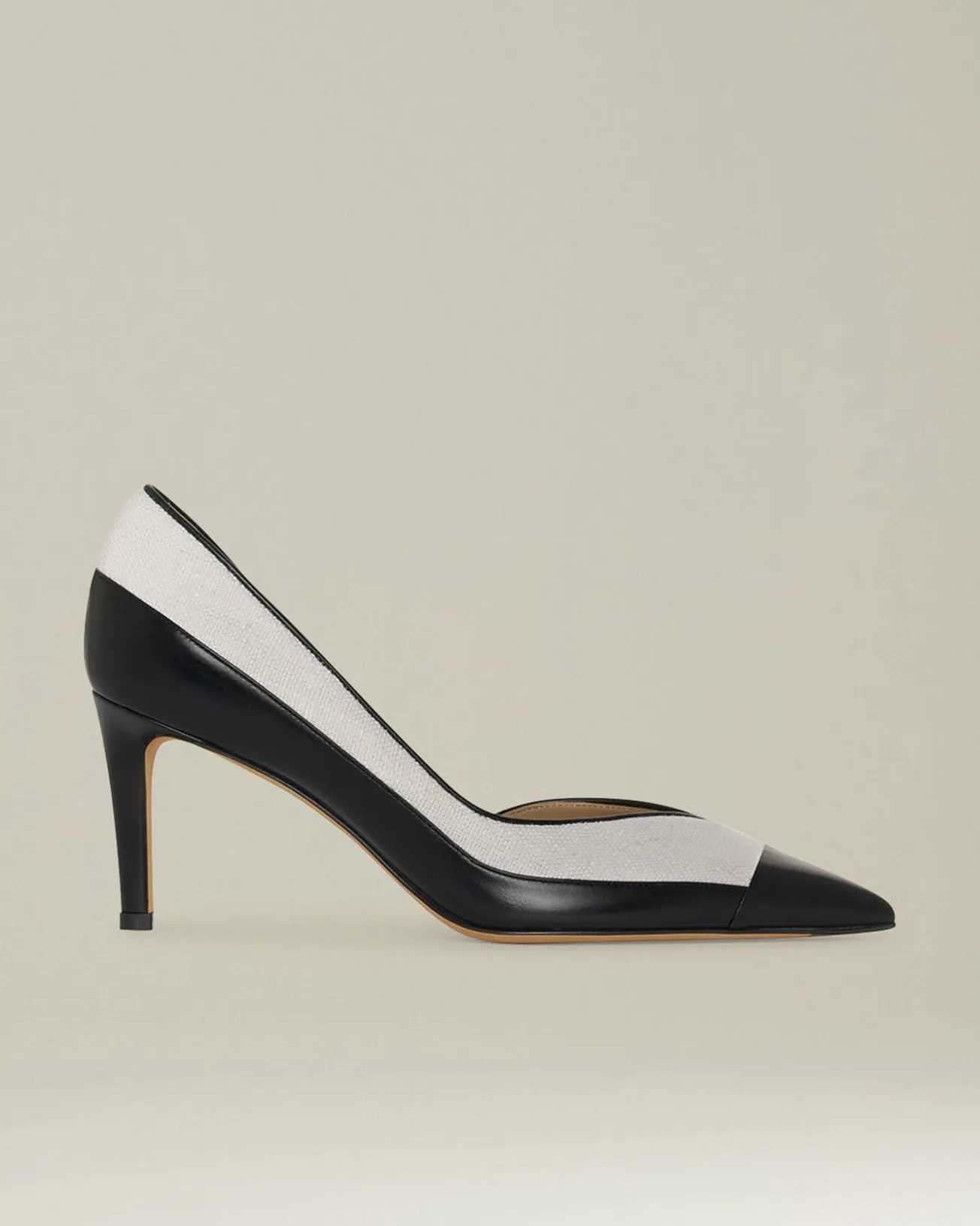 LEATHER COURT SHOES WITH INSERTS