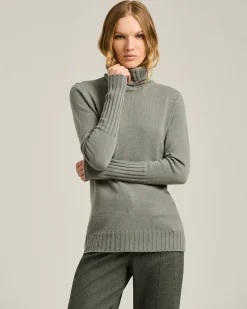 LIGHT GRAY CASHMERE TURTLENECK SWEATER
