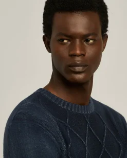 NAVY DIAMOND-PATTERN CASHMERE CREWNECK SWEATER
