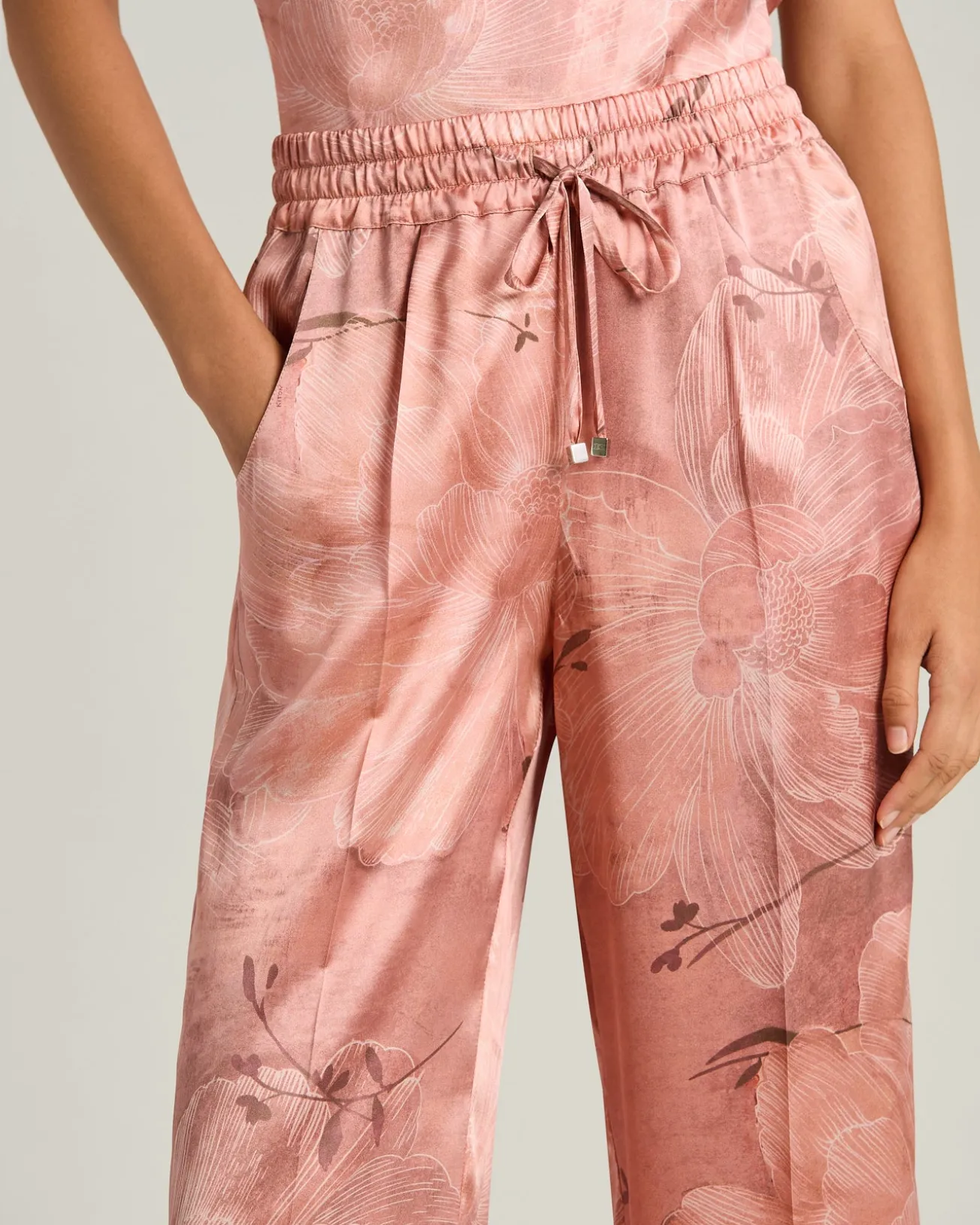 PRINTED PURE SILK TROUSERS IN ROSE