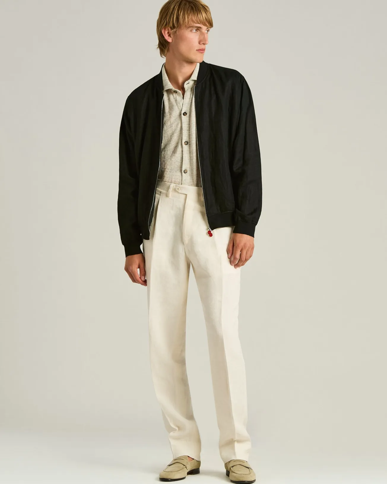 PURE LINEN JACKET WITH ZIP IN BLACK