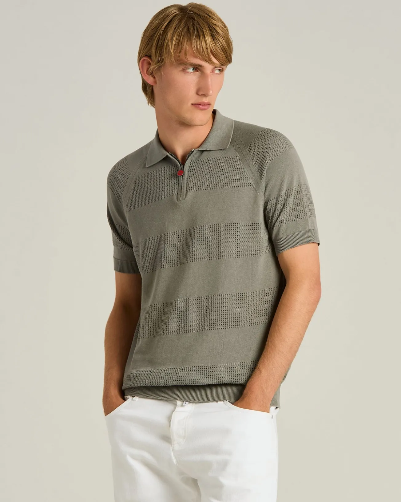 SHORT-SLEEVED ZIPPED POLO SHIRT