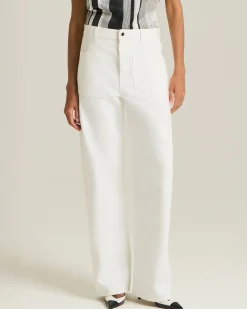 TAILORED COMFORT-FIT JEANS