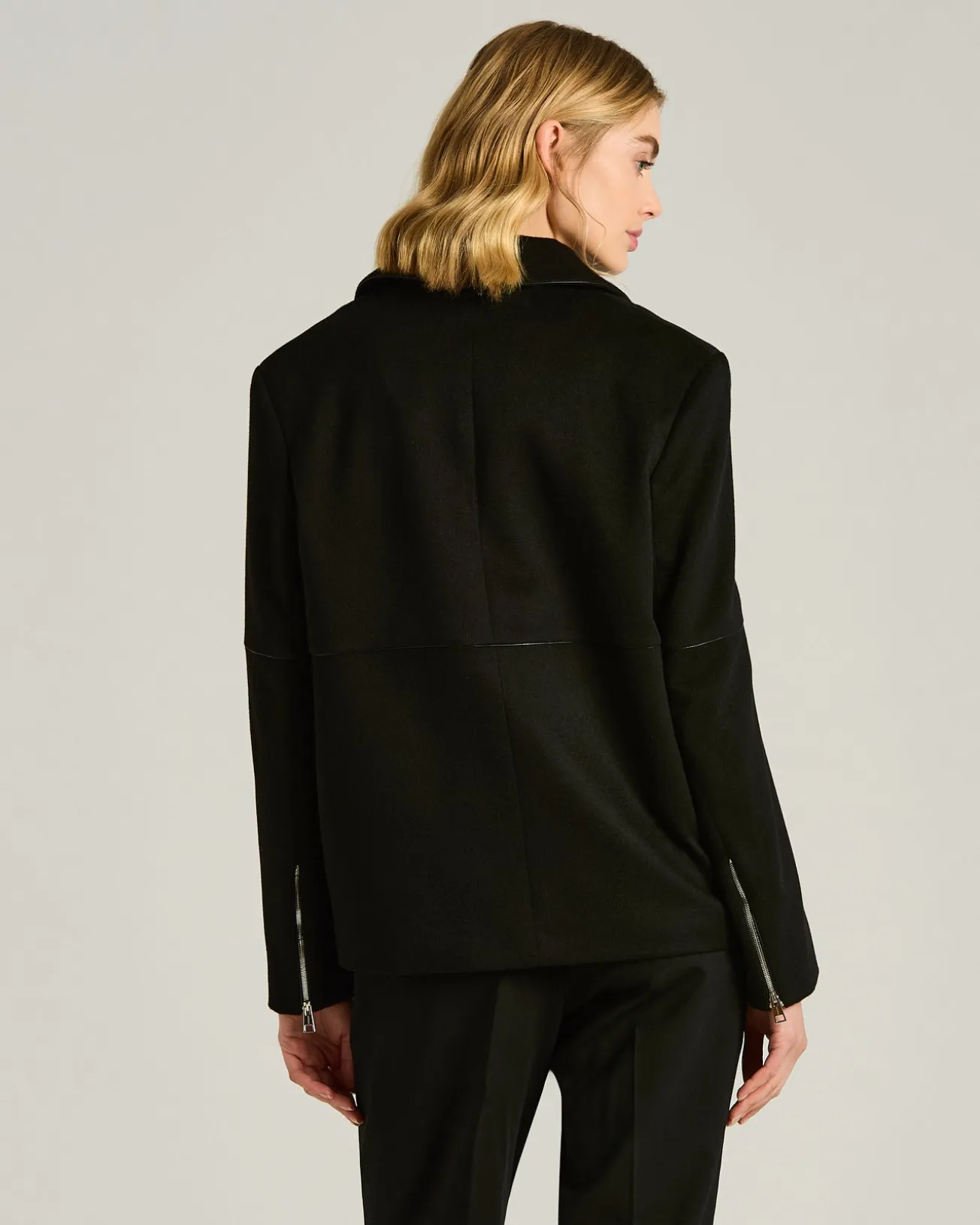 TAILORED PURE CASHMERE BLACK OVERCOAT
