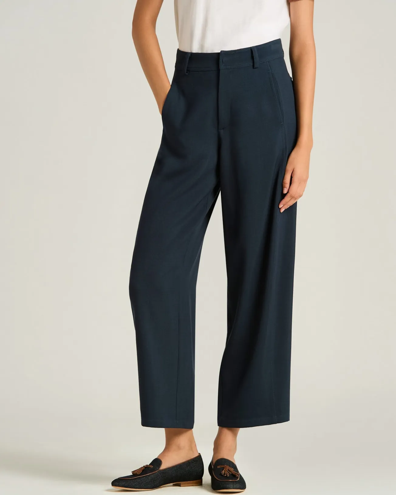 TAILORED WOOL AND SILK TROUSERS IN BLUE