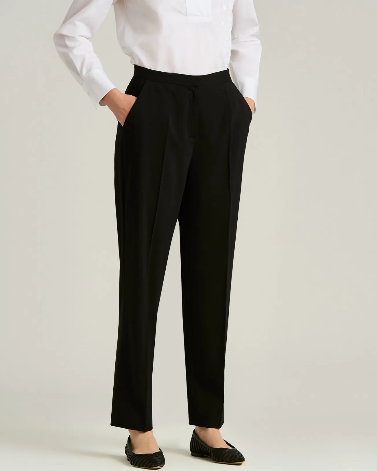 TAILORED WOOL BLACK TROUSERS