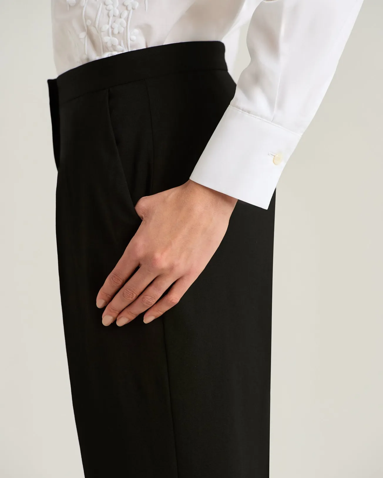 TAILORED WOOL BLACK TROUSERS