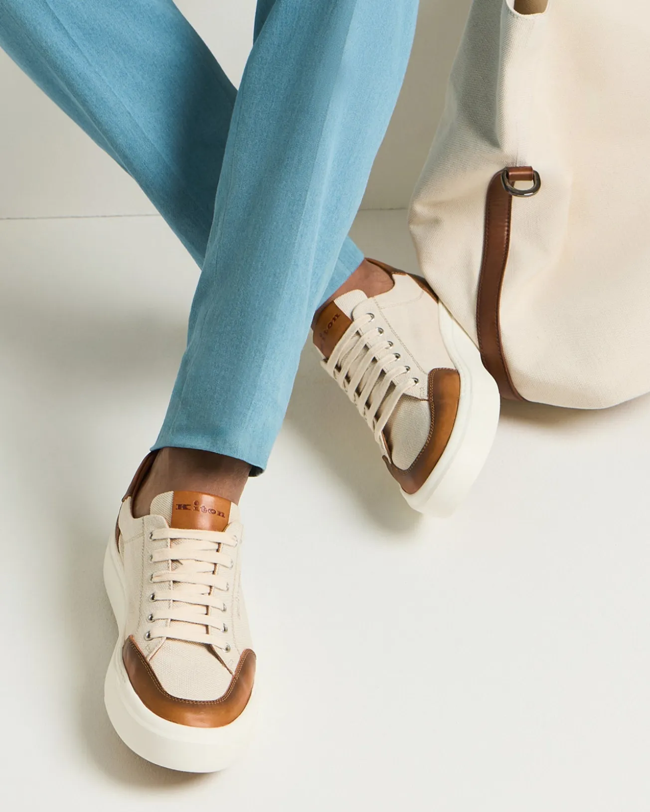URBAN SNEAKERS WITH LEATHER INSERTS
