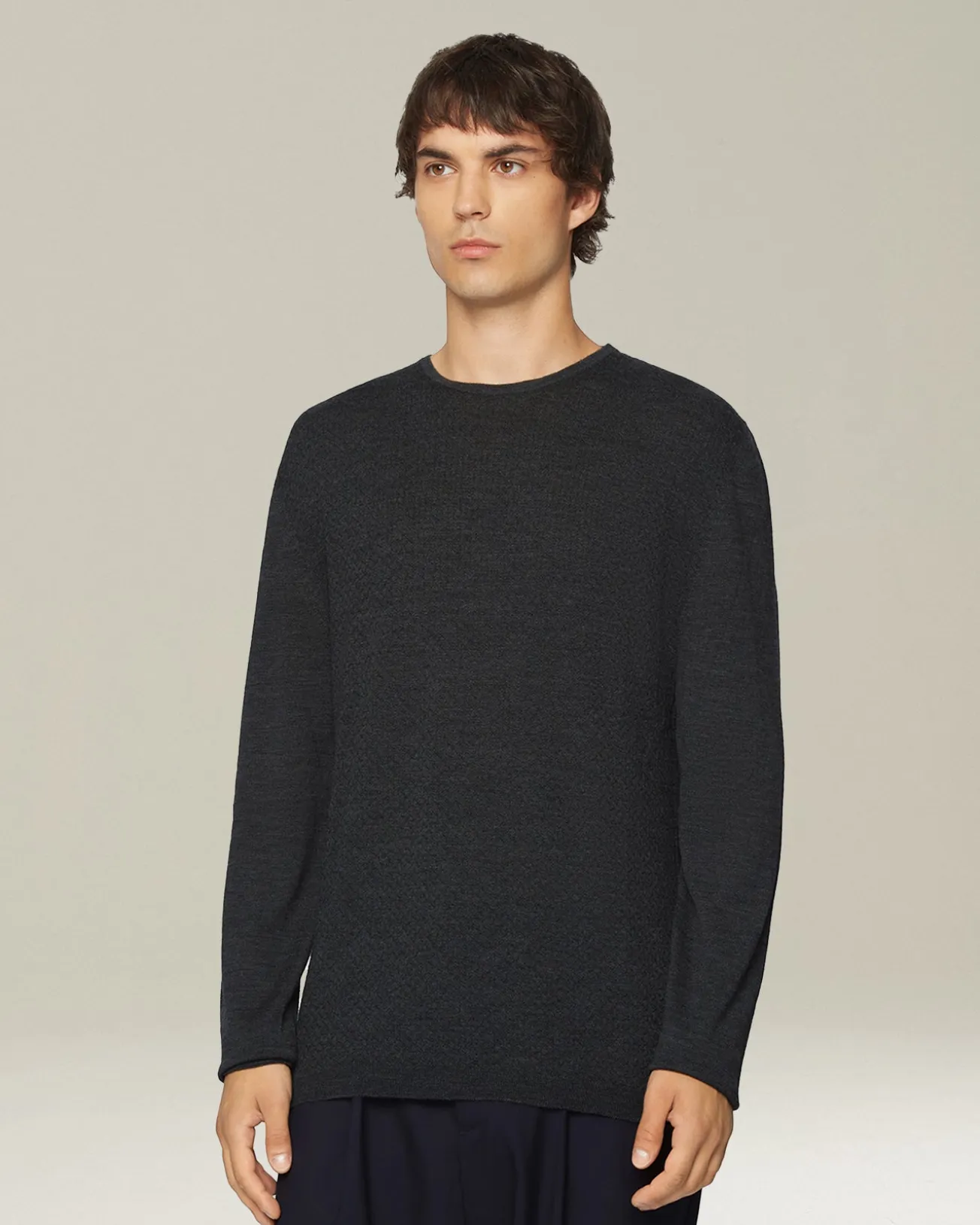 WOOL AND SILK BLEND CREW NECK JUMPER