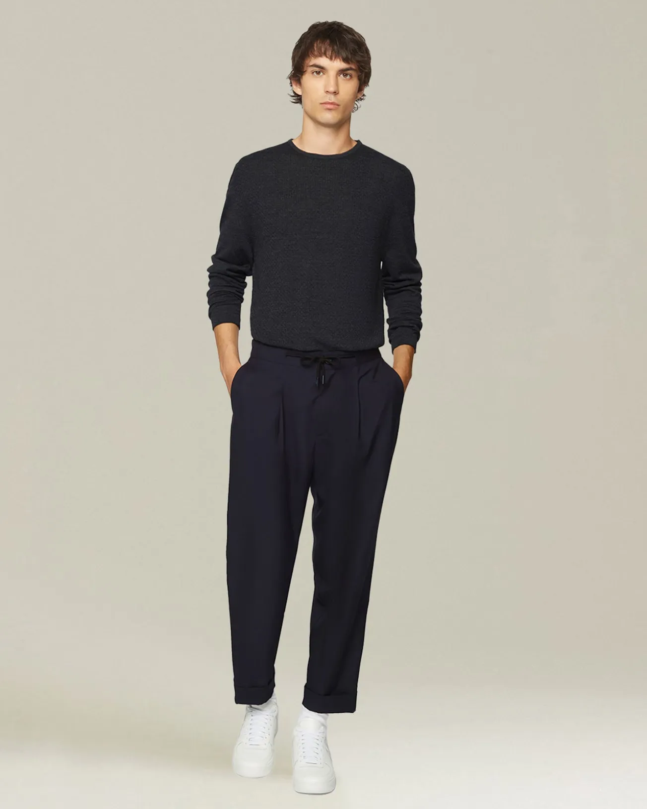 WOOL AND SILK BLEND CREW NECK JUMPER